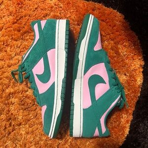 Men’s Nike Dunk Low Pink & Green 12